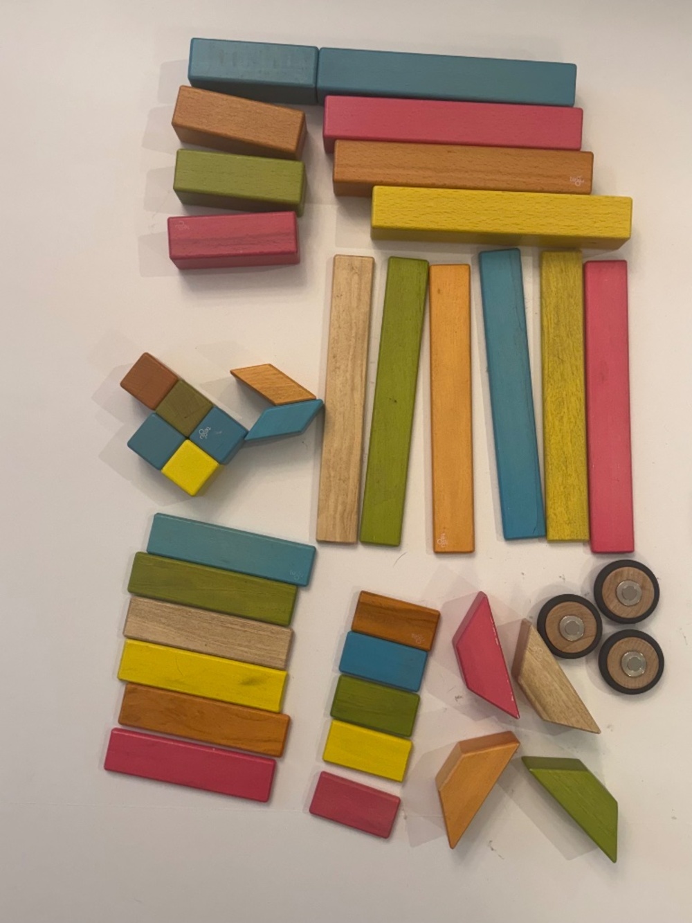 Tegu Colorful Magnetic Building Blocks - Picture 1 of 1